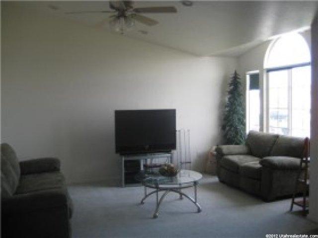 2077 W 1570 N, Clinton, UT 84015 — photo 3