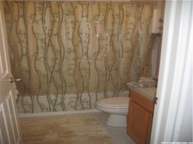 2077 W 1570 N, Clinton, UT 84015 — photo 7