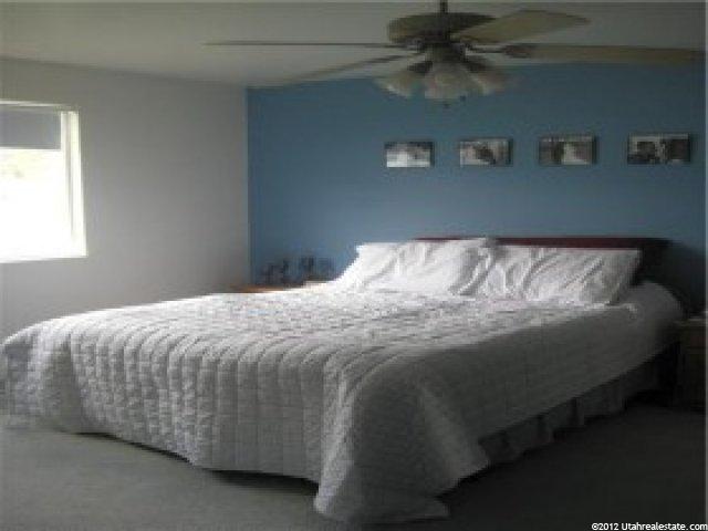 2077 W 1570 N, Clinton, UT 84015 — photo 9