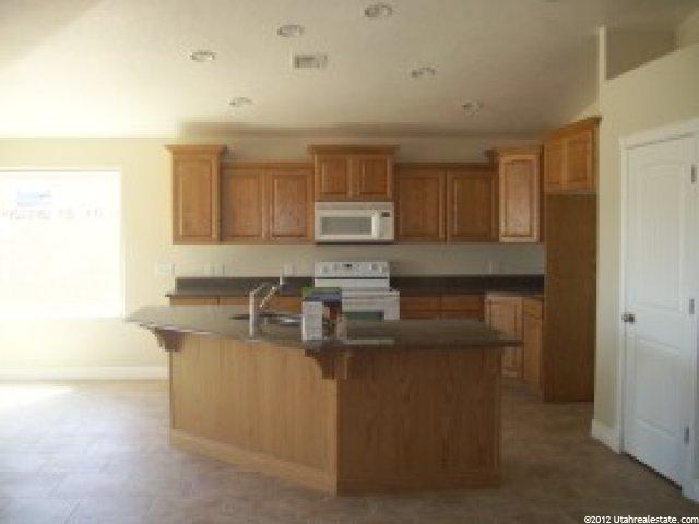 878 N 225 W, Hurricane, UT 84737 — photo 2