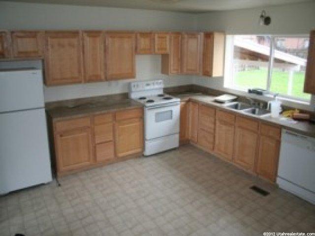 830 N Jackson Ave, Ogden, UT 84404 — photo 4