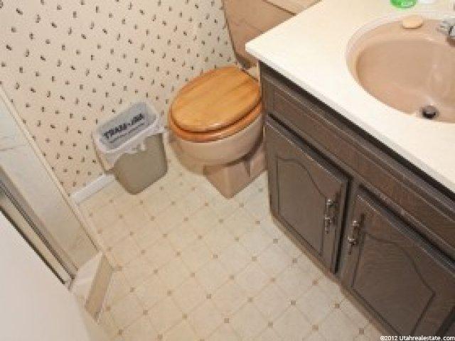 9576 S 835 E, Sandy, UT 84094 — photo 9