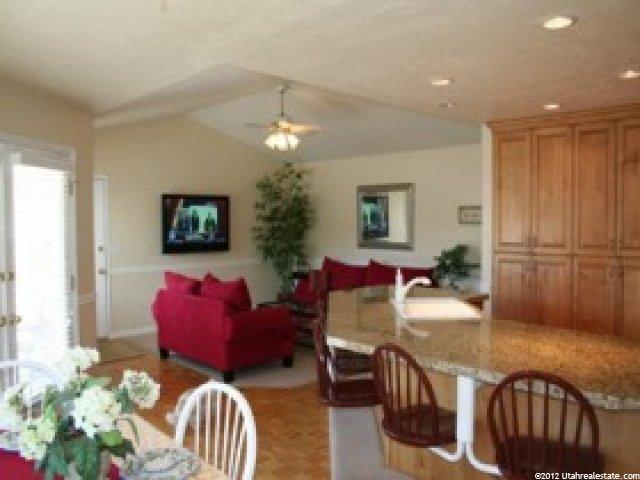 1968 Ridgehill Dr, Bountiful, UT 84010 — photo 4