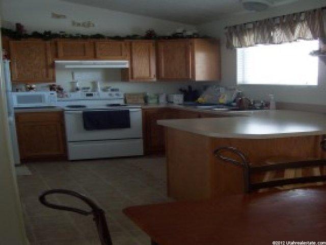 1303 N Willard Peak Dr E, Ogden, UT 84404 — photo 5