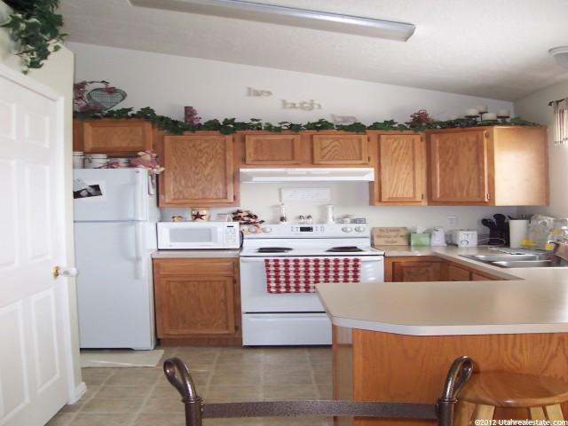 1303 N Willard Peak Dr E, Ogden, UT 84404 — photo 9