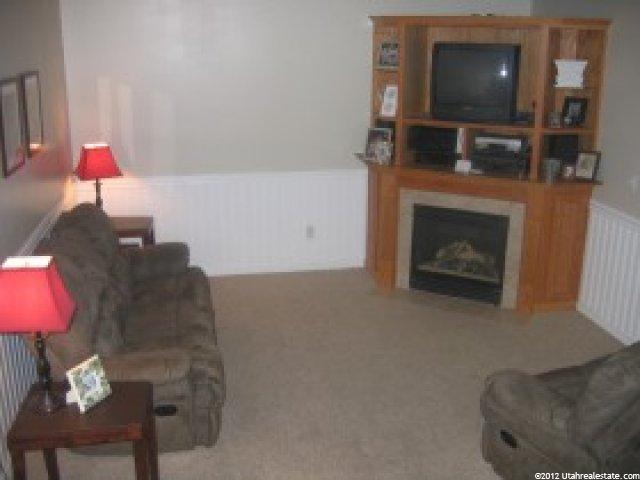 669 S Pheasant View Dr, Layton, UT 84041 — photo 2