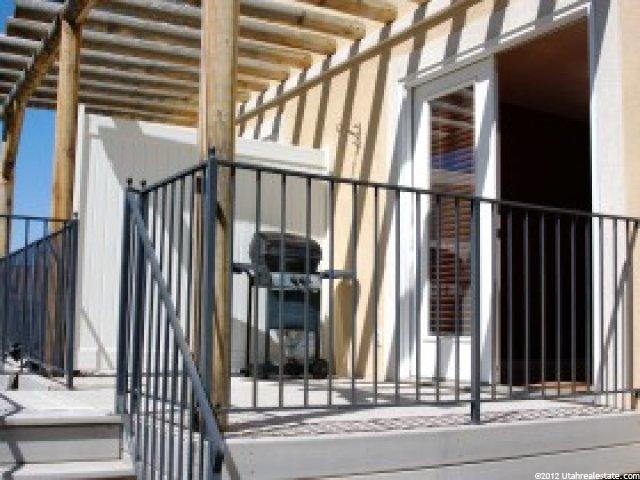 724 Fairway View Dr, Sandy, UT 84070 — photo 9