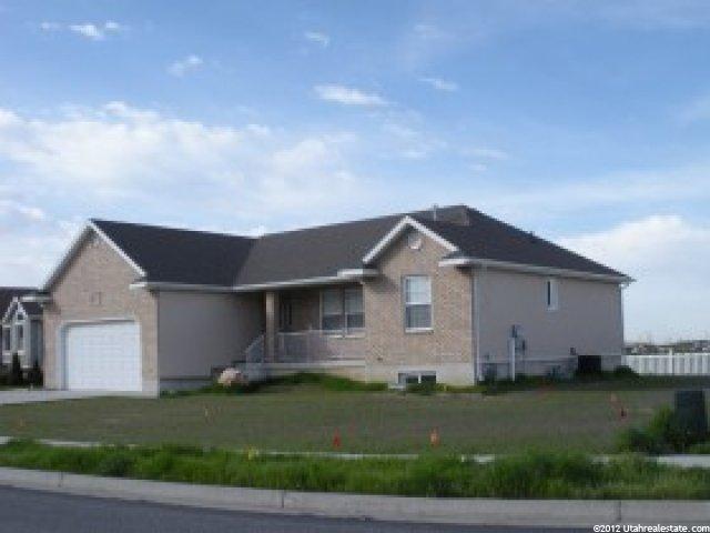 2633 Remuda Dr, Farr West, UT 84404 — photo 3