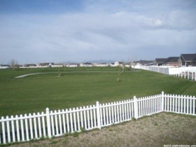 2633 Remuda Dr, Farr West, UT 84404 — photo 5