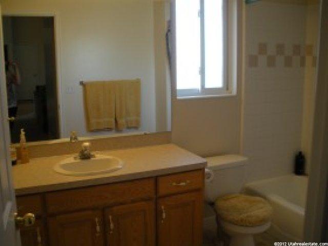 2633 Remuda Dr, Farr West, UT 84404 — photo 10