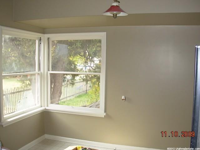 346 S Tremont St, Tremonton, UT 84337 — photo 3