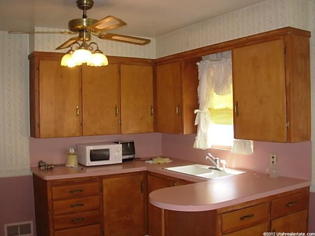 346 S Tremont St, Tremonton, UT 84337 — photo 5