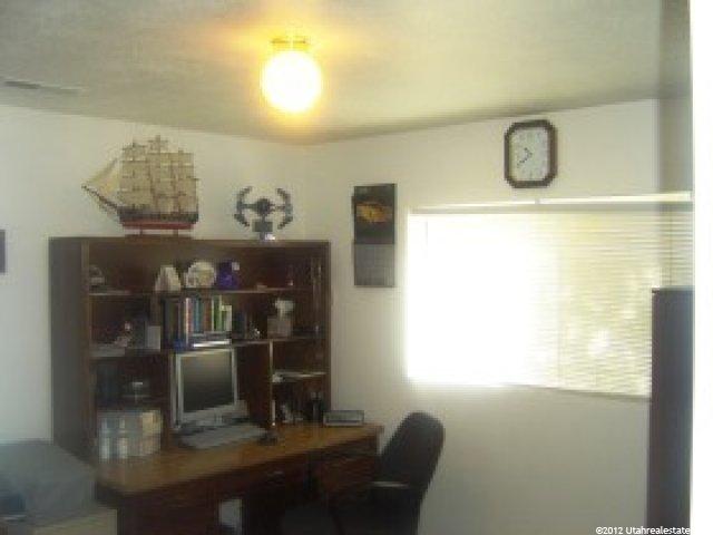 758 W 1520 N, Clinton, UT 84015 — photo 10