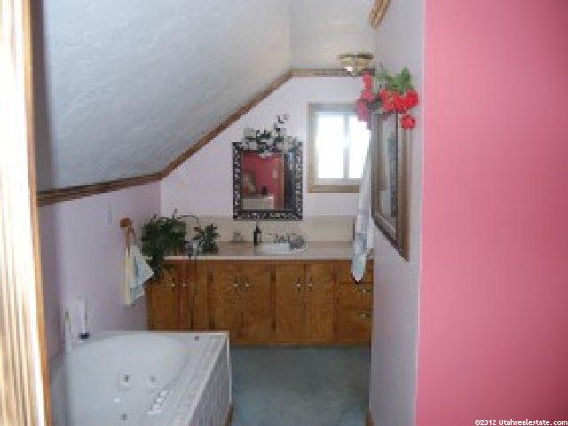 9 W View Loop, Roosevelt, UT 84066 — photo 8