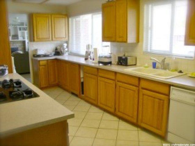 468 E 250 N, Bountiful, UT 84010 — photo 6