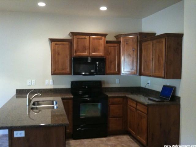 1236 Sun Valley Ln, Ogden, UT 84404 — photo 3