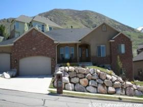 1706 Grand View Dr, Farmington, UT 84025
