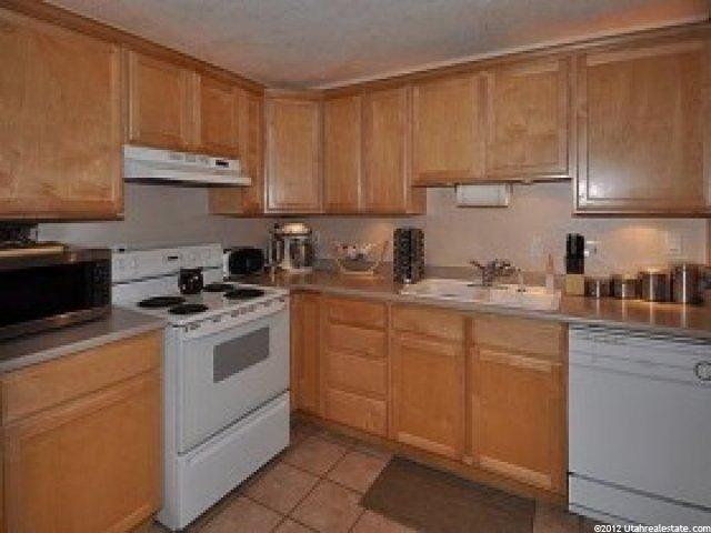 4538 S 700 E, Murray, UT 84107 — photo 2