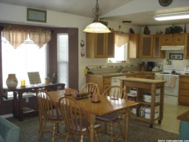 706 S 320 E, Salem, UT 84653 — photo 2