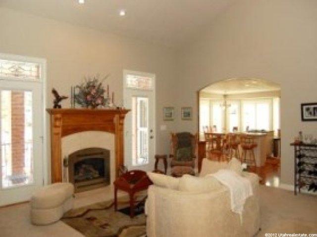 4770 Skyline Dr, Ogden, UT 84403 — photo 2
