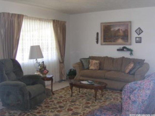 172 S 6th St, Tooele, UT 84074 — photo 2