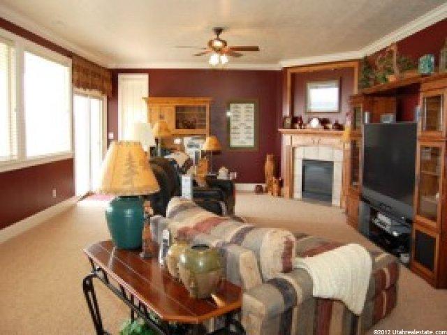 157 W 4100 N, Pleasant View, UT 84414 — photo 8