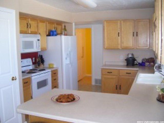 99 E Strasbourg Ln N, Stansbury Park, UT 84074 — photo 4