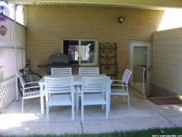 2349 Chateau Dr, Roy, UT 84067 — photo 11