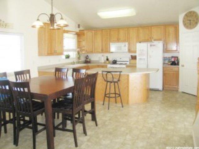 189 E 2275 S, Clearfield, UT 84015 — photo 4