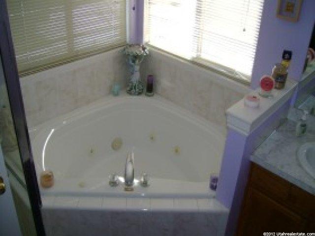 1671 E Dunsinane Cir S, Ogden, UT 84401 — photo 7