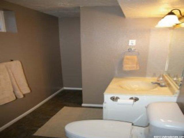 9013 S Chablis Cir E, Sandy, UT 84093 — photo 5