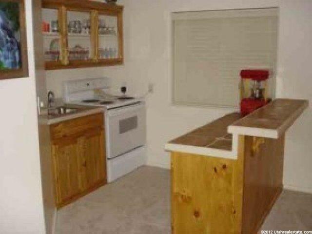 976 E 3300 N, North Ogden, UT 84414 — photo 8