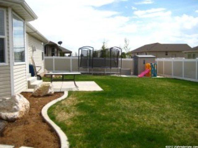 973 N 1385 W, Clinton, UT 84015 — photo 8