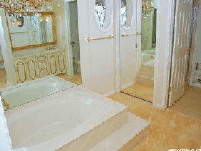 3020 S Cave Hollow Way, Bountiful, UT 84010 — photo 12