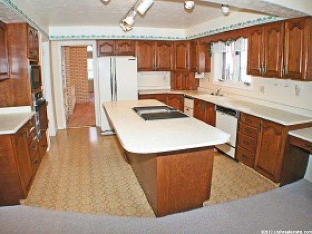 3020 S Cave Hollow Way, Bountiful, UT 84010 — photo 9