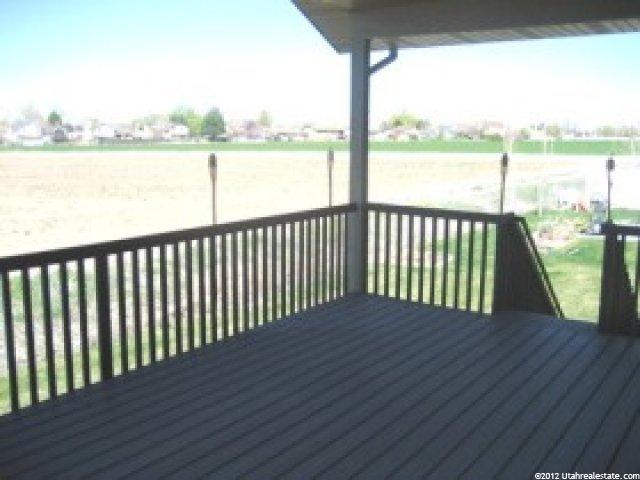 694 S 700 W, Layton, UT 84041 — photo 12