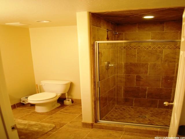 987 N 780 W, Clinton, UT 84015 — photo 8