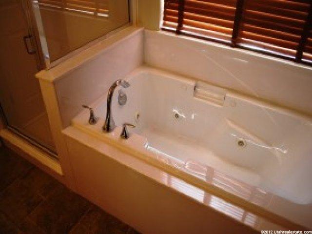 987 N 780 W, Clinton, UT 84015 — photo 9