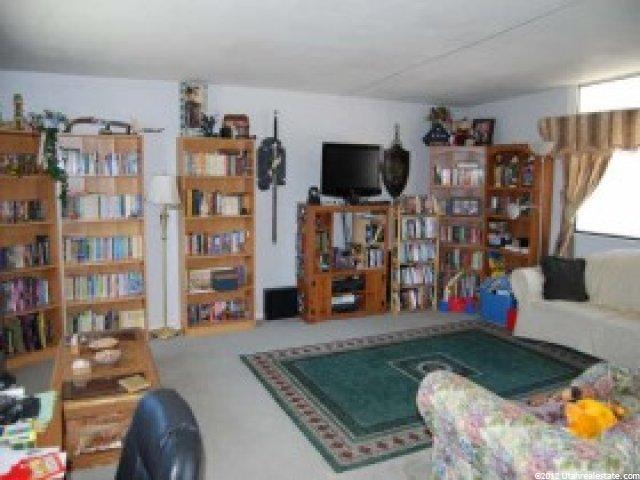 254 S Eagle St, Eureka, UT 84628 — photo 2