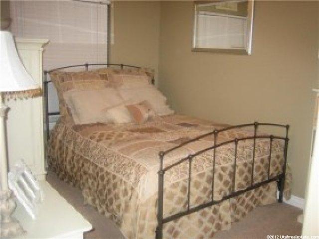 2264 E 4500 S, Holladay, UT 84117 — photo 2