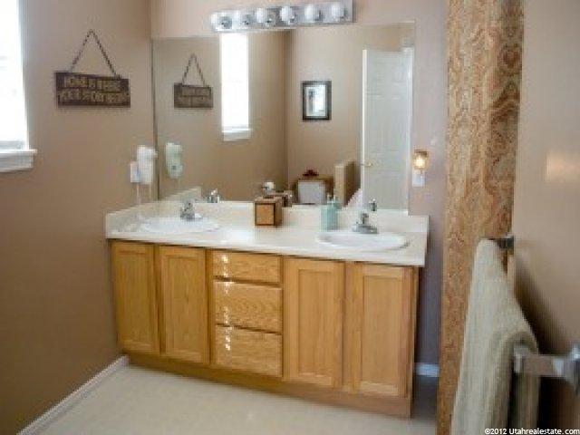 5461 S 4100 W, Roy, UT 84067 — photo 4