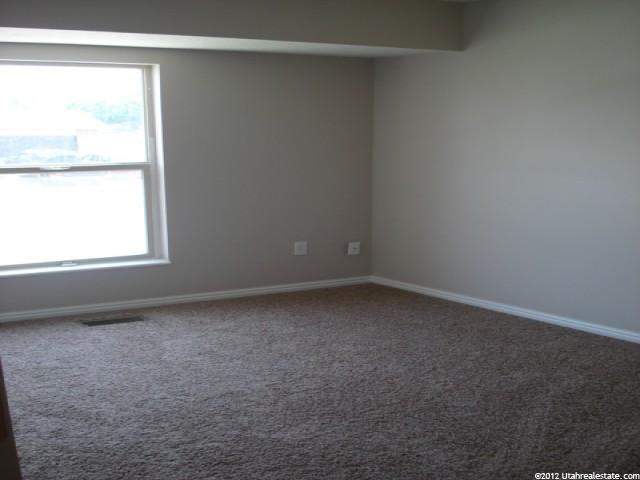 5641 S 4050 W, Roy, UT 84067 — photo 6