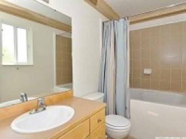 2411 W 1725 N, Clinton, UT 84015 — photo 9