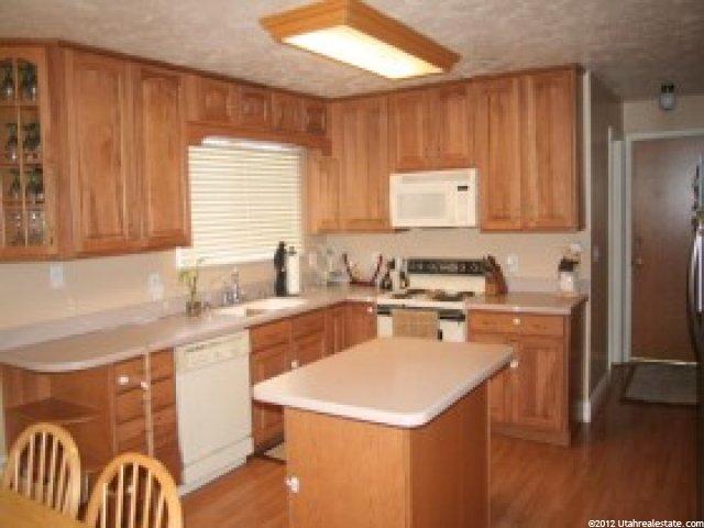 764 E 8230 S, Sandy, UT 84094 — photo 2