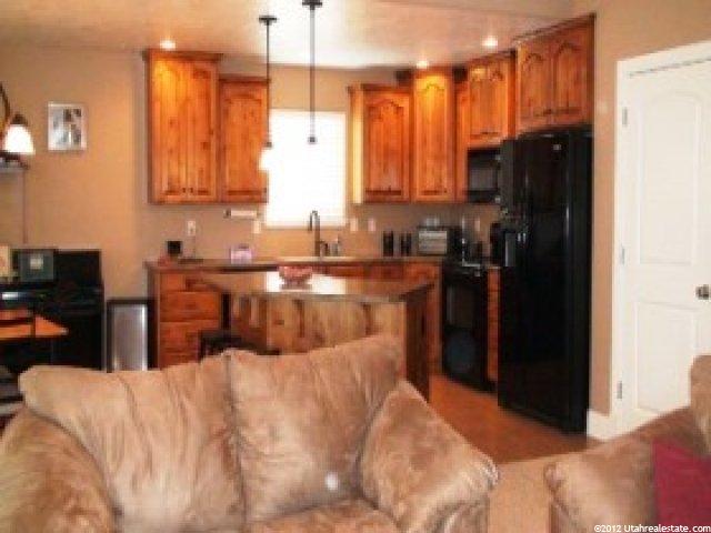 582 N 100 E, Smithfield, UT 84335 — photo 2