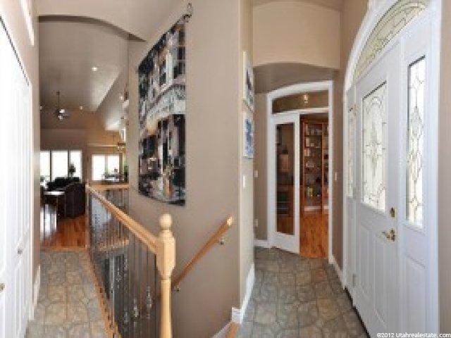 5596 S 250 E, Washington Terrace, UT 84405 — photo 2