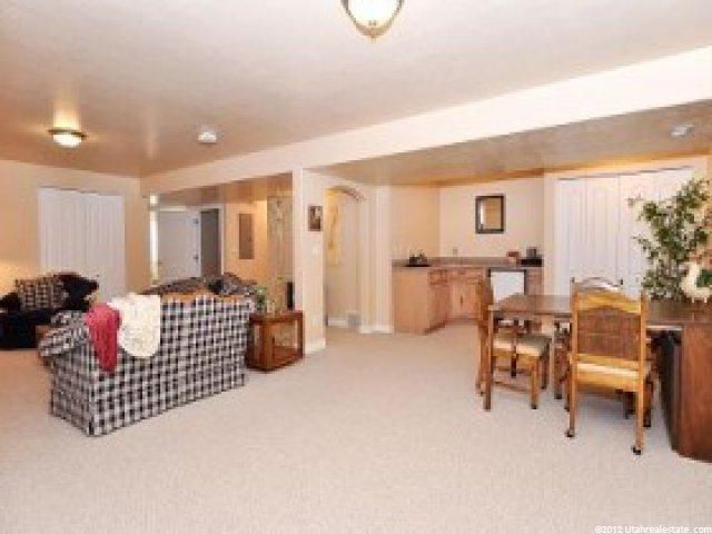 5596 S 250 E, Washington Terrace, UT 84405 — photo 6