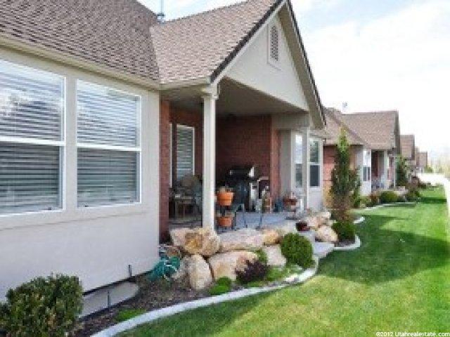 5596 S 250 E, Washington Terrace, UT 84405 — photo 10