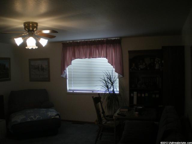 228 S Center St, Midway, UT 84049 — photo 6