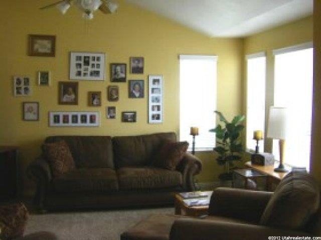 185 W 225 N, Providence, UT 84332 — photo 2